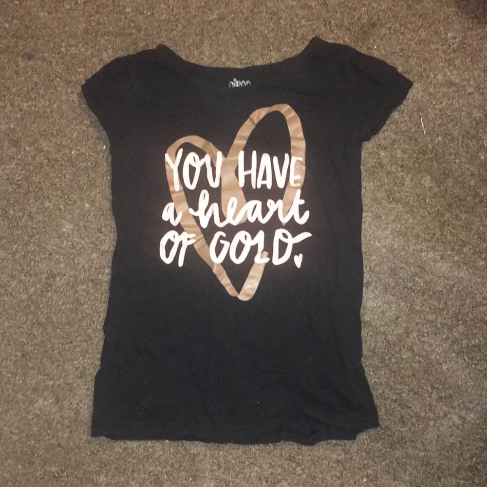 Black tee.